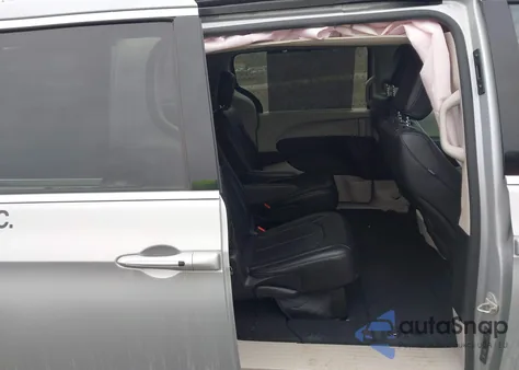 2024 Chrysler Pacifica Touring L z USA, uszkodzony, nr VIN 2C4RC1BG2RR184472